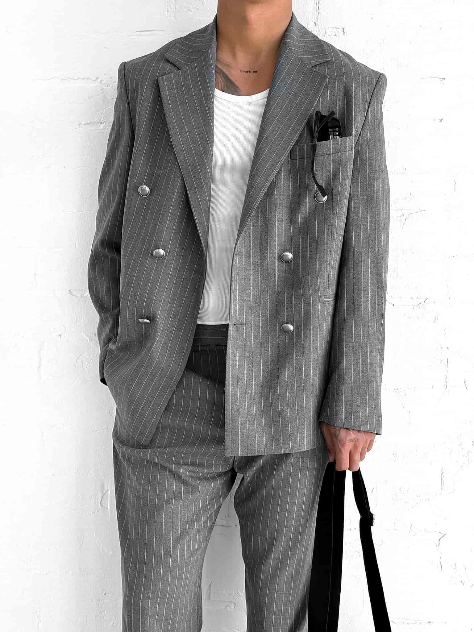 VIOSSI grey striped tuxedo double breasted oversized suit 2-piece set shown in front view on model