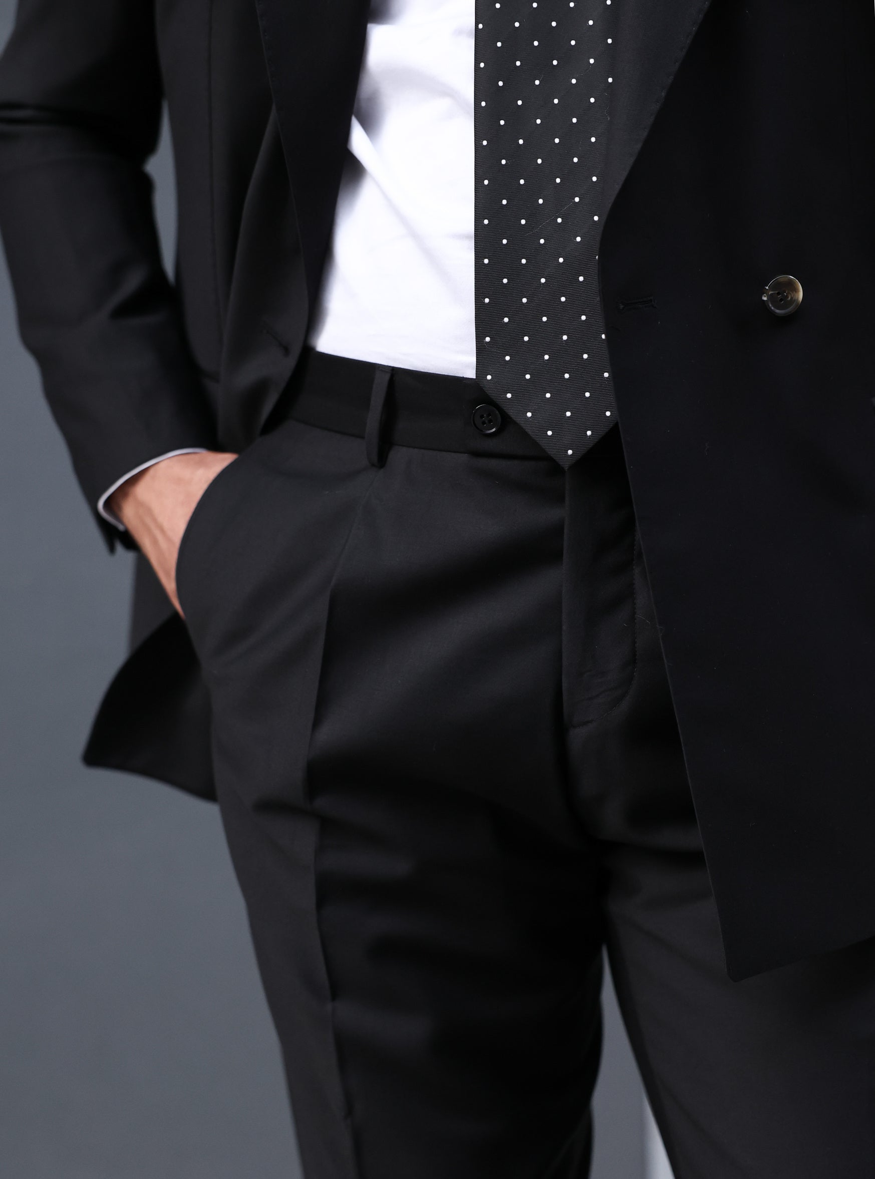 Black Double Breasted Suit 2-Piece