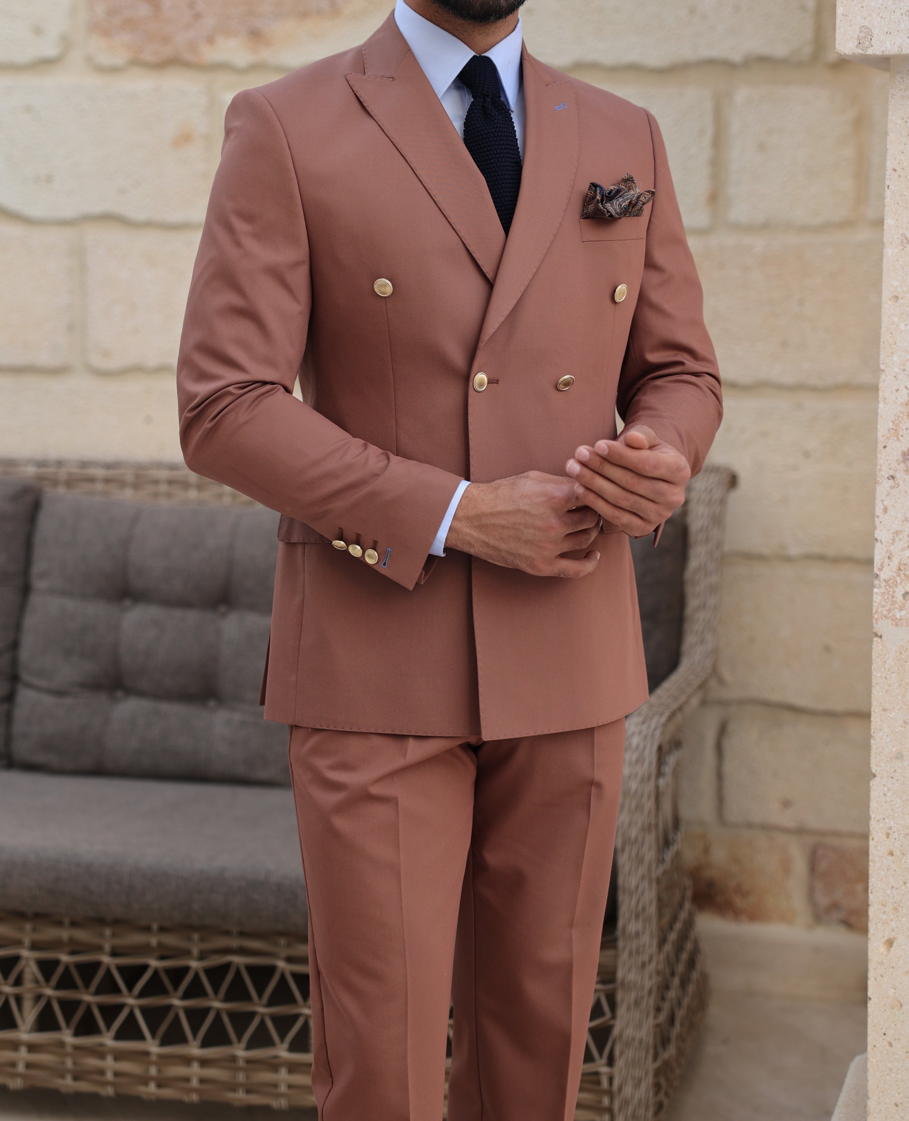 Brown Double Breasted Suit 2-Piece