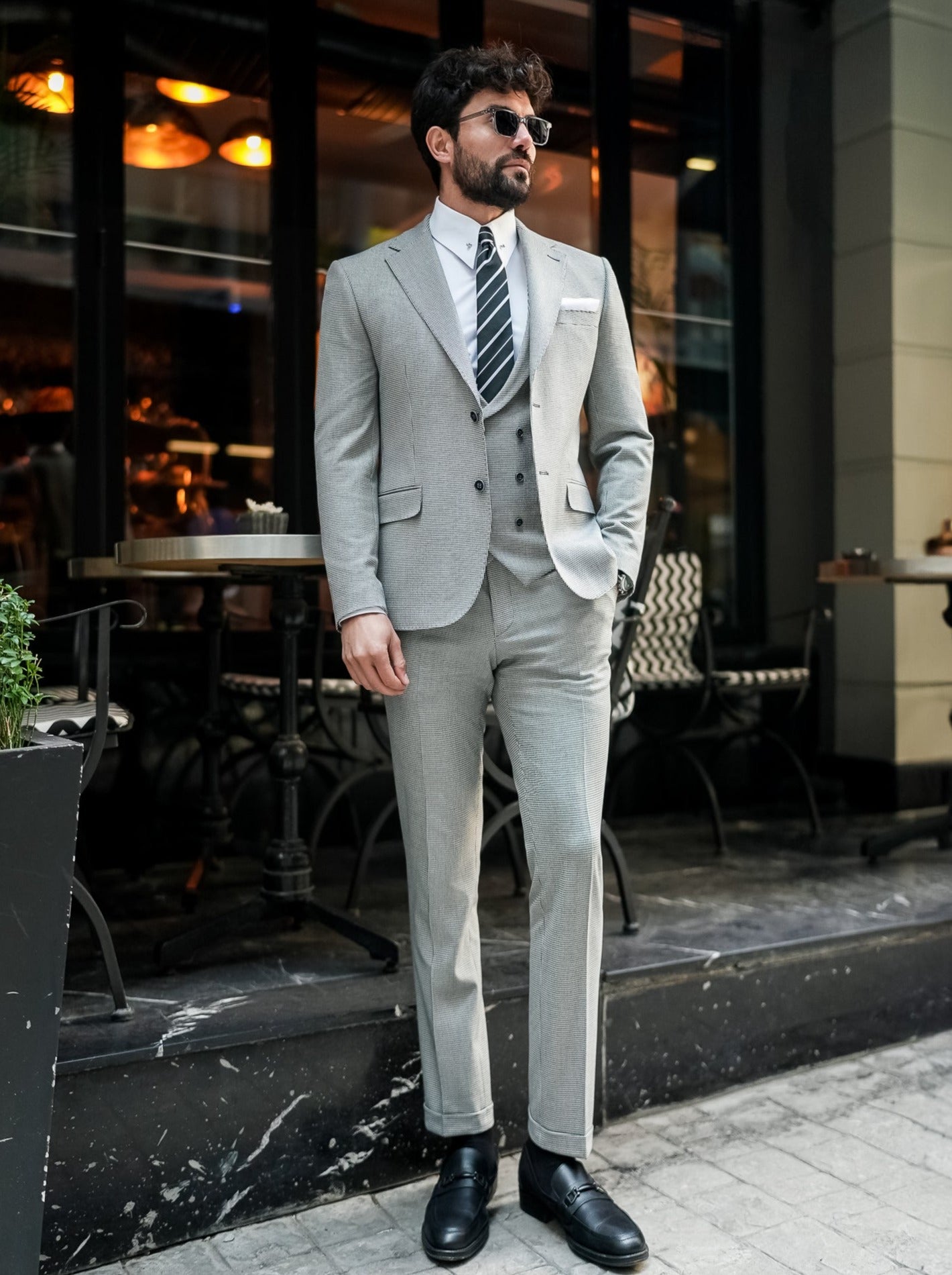 White Houndstooth Slim-Fit Suit 3-Piece