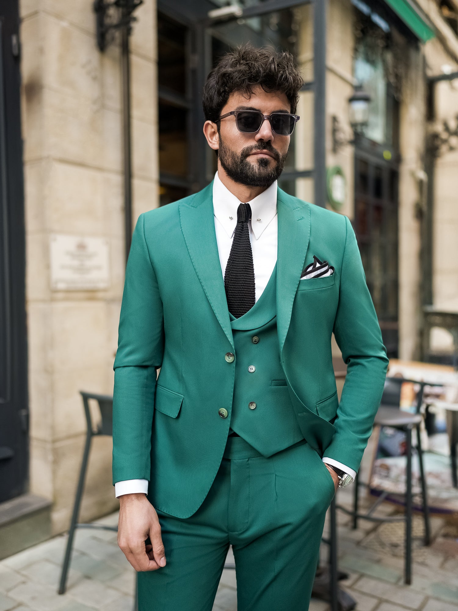 Green Modern-Fit Suit 3-Piece