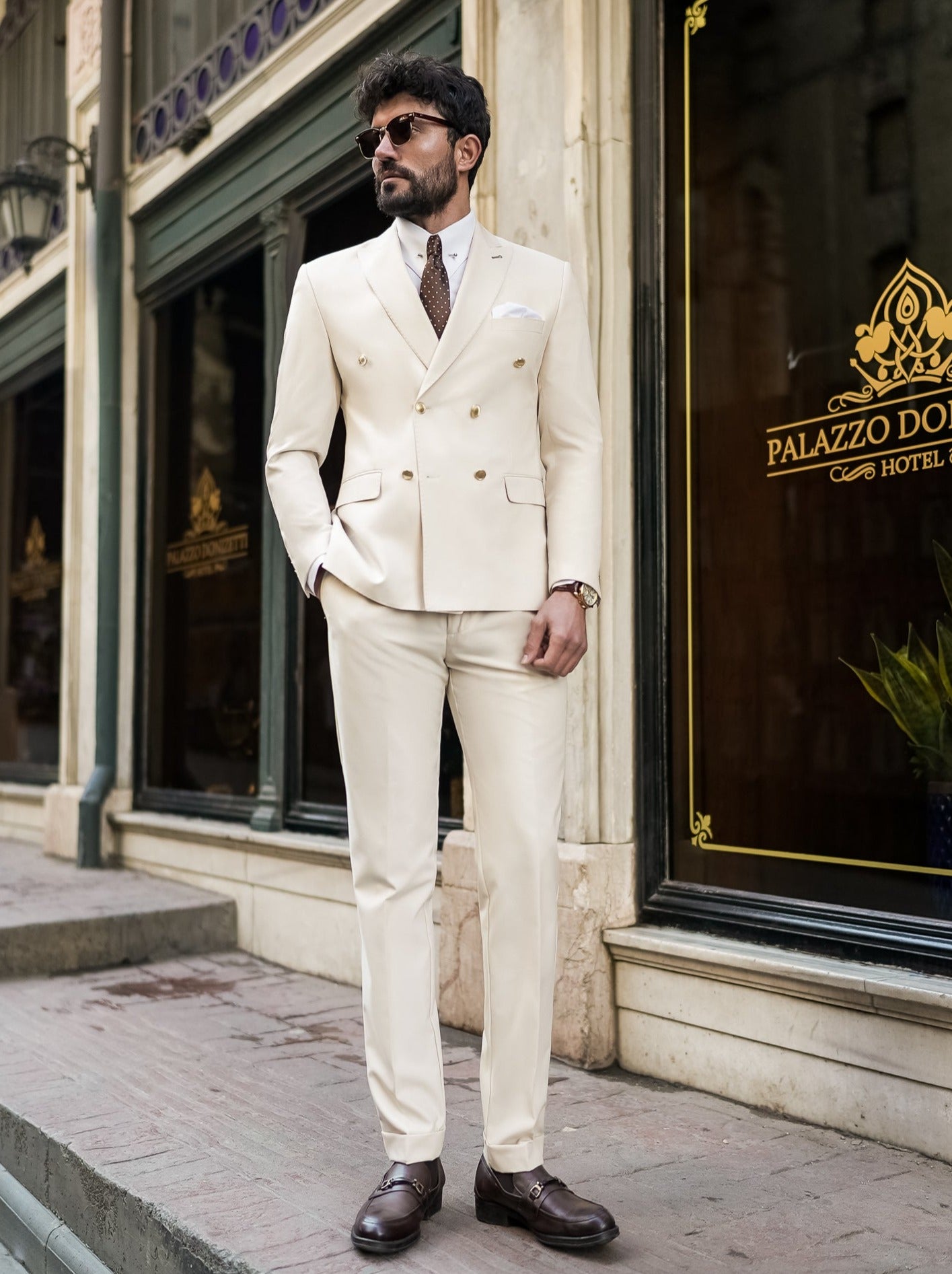 Beige Double Breasted Suit 2-Piece