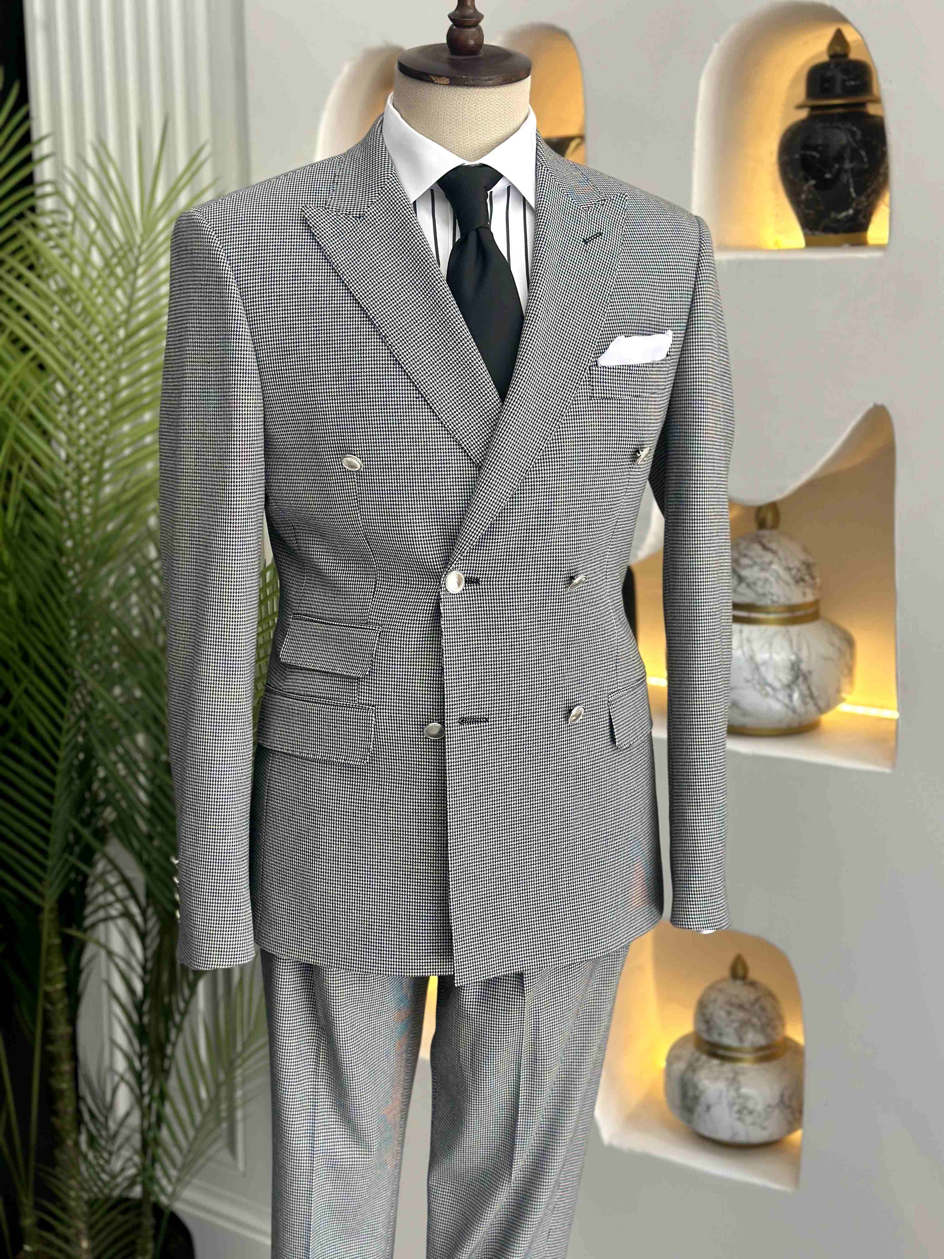 White Houndstooth Double Breasted Suit 2-Piece