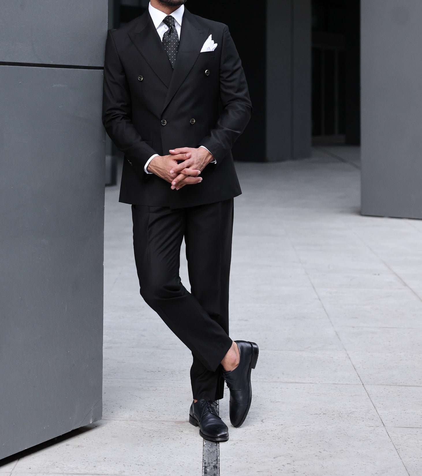 Black Double Breasted Suit 2-Piece