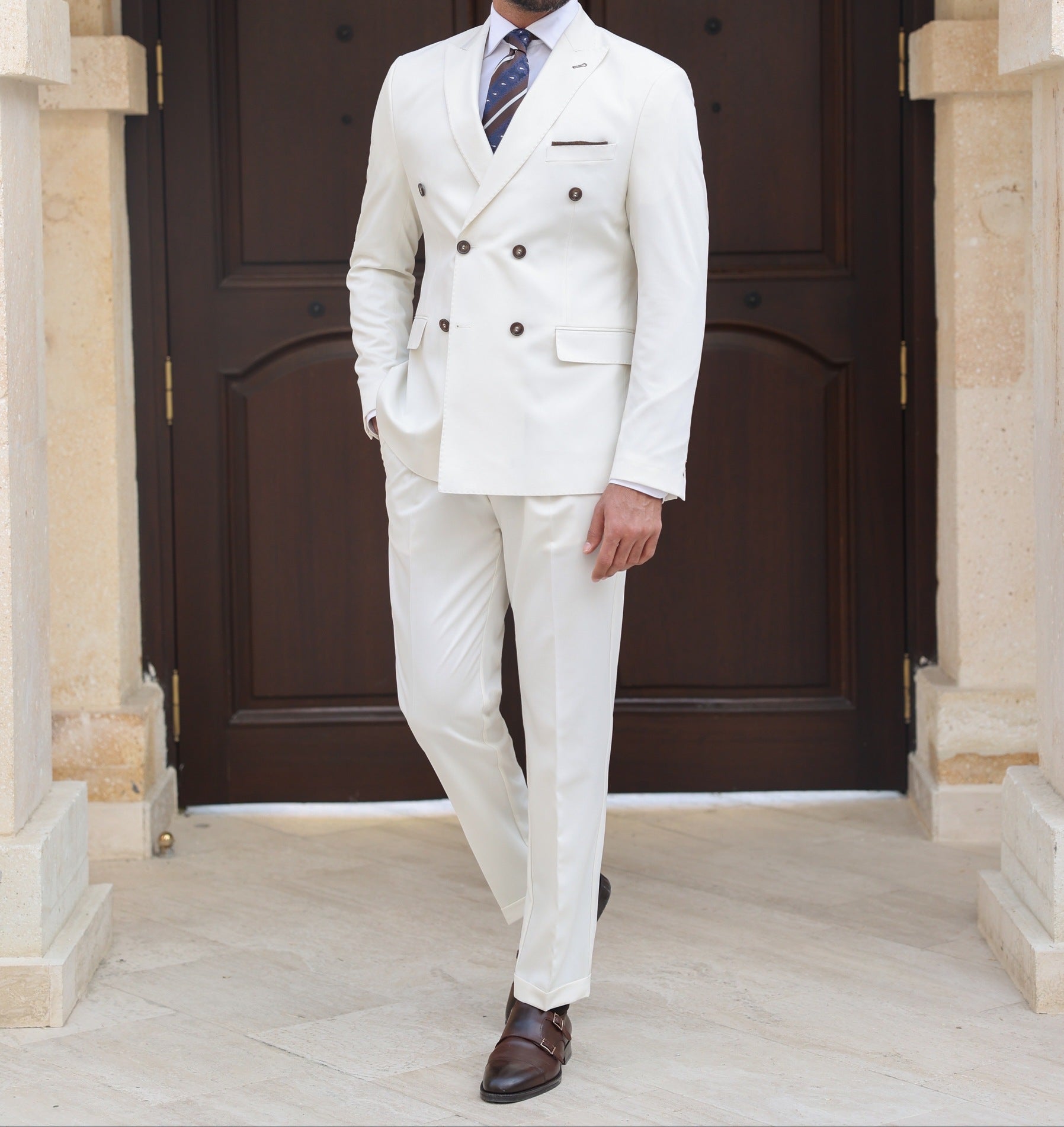 White Double Breasted Suit 2-Piece