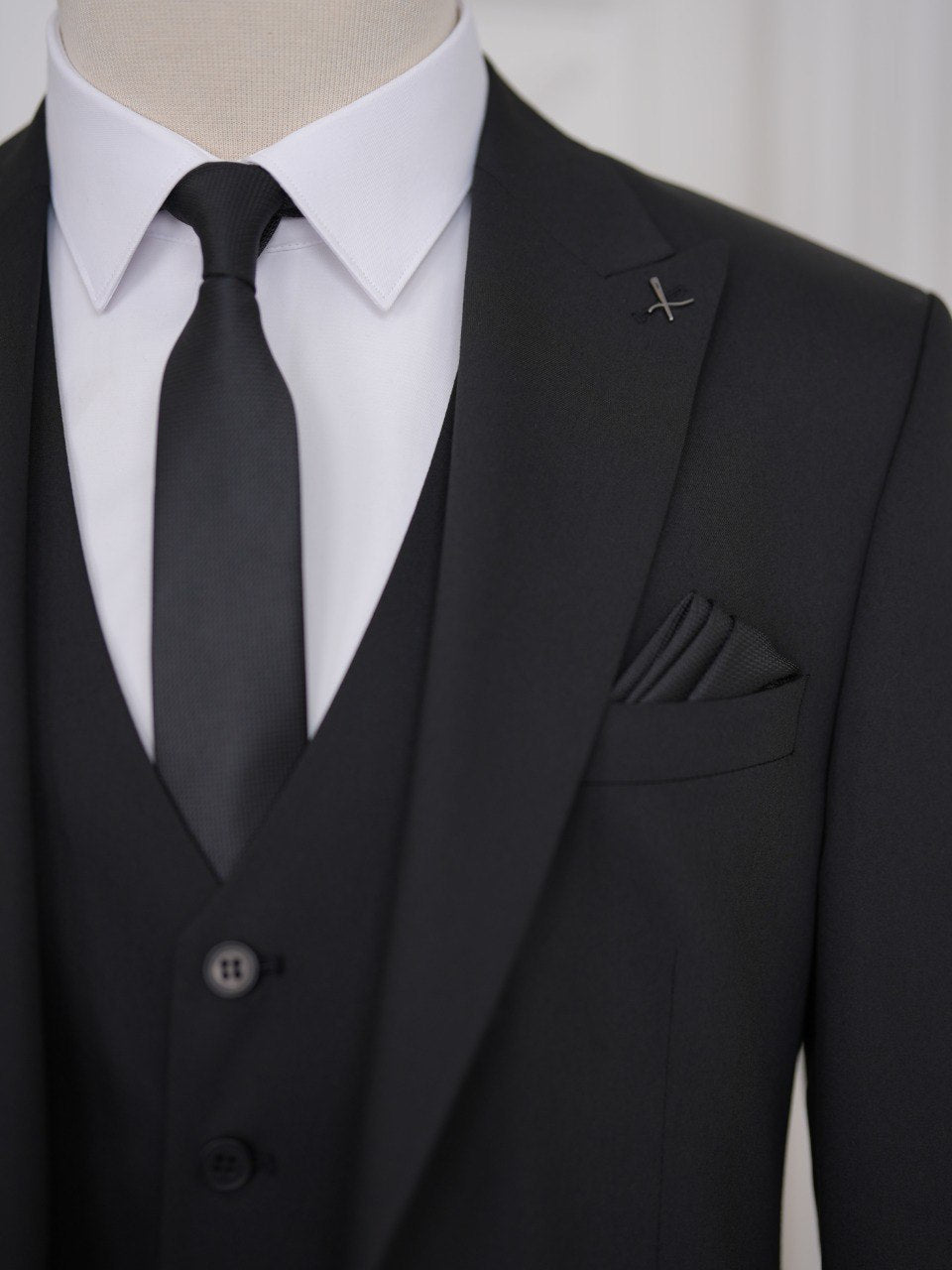 Black Slim-Fit Suit 3-Piece