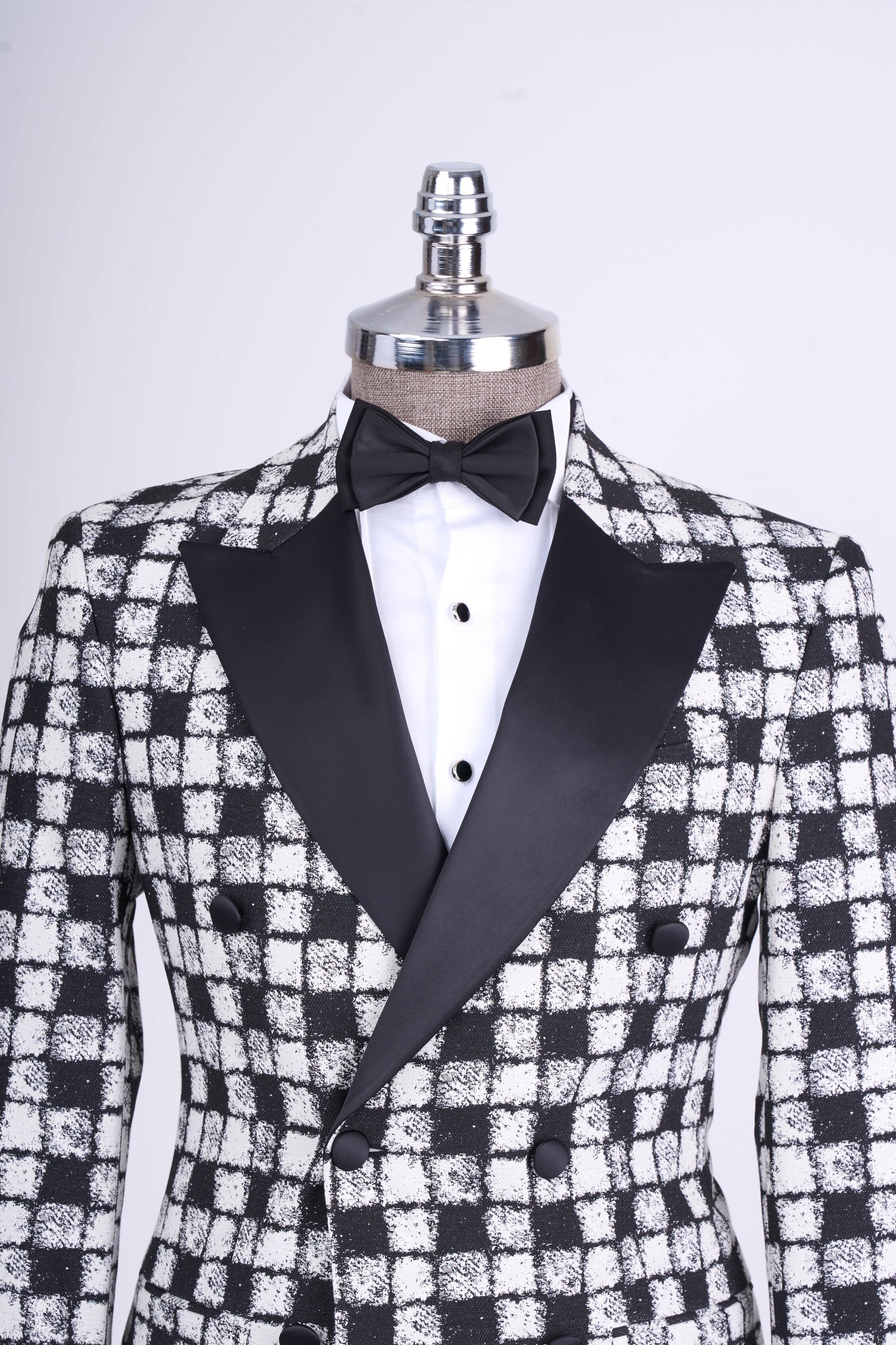 White Double Breasted Tuxedo 2-Piece