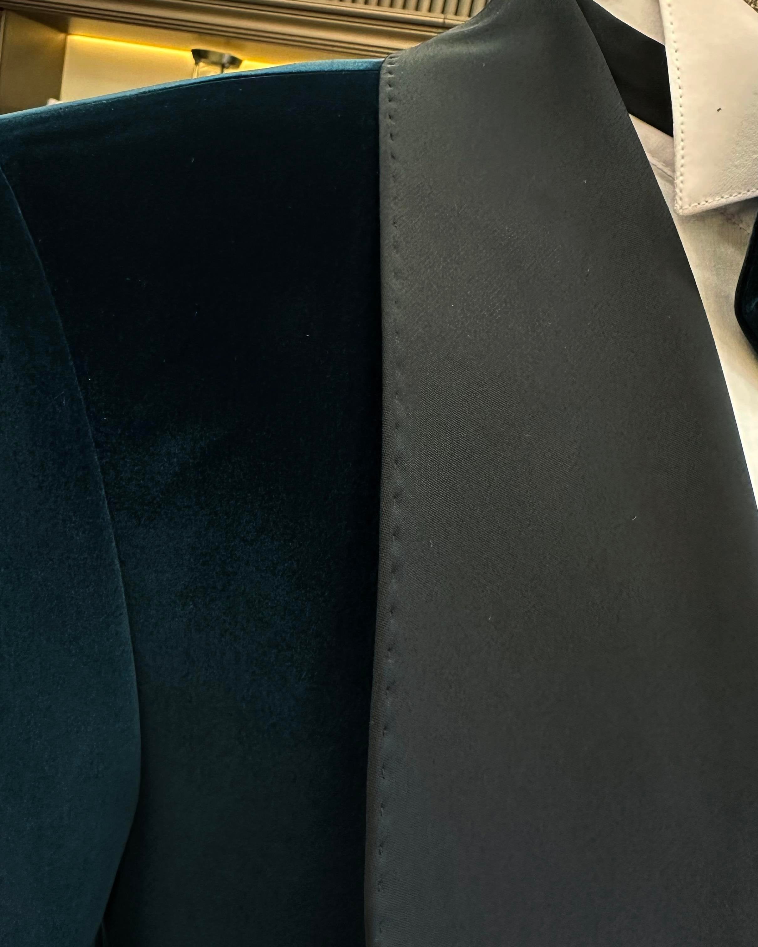 Emerald Velvet Slim-Fit Tuxedo 2-Piece