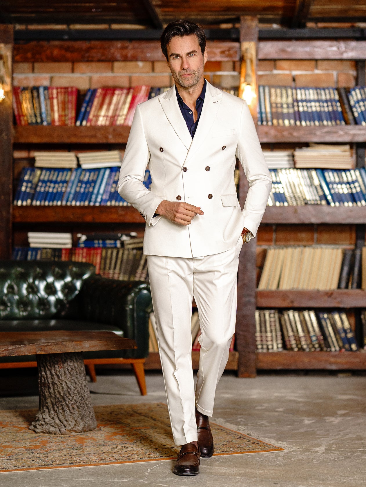 White Double Breasted Suit 2-Piece