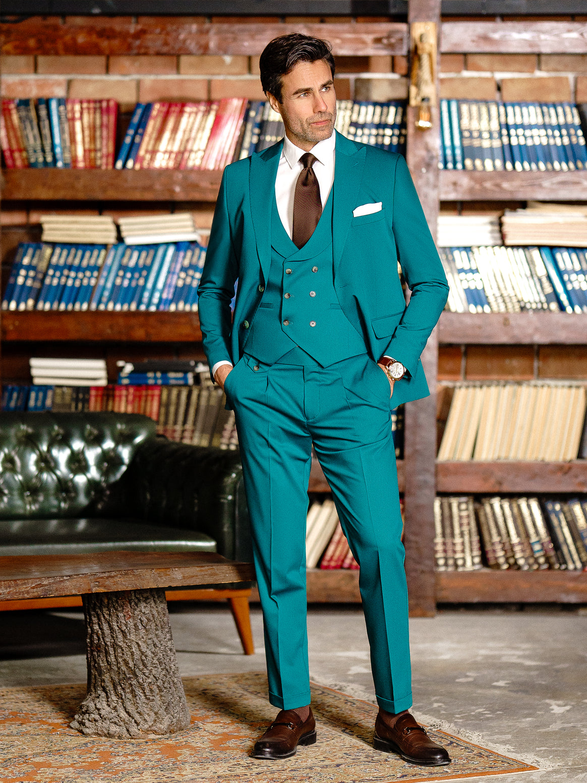 Green Modern-Fit Suit 3-Piece