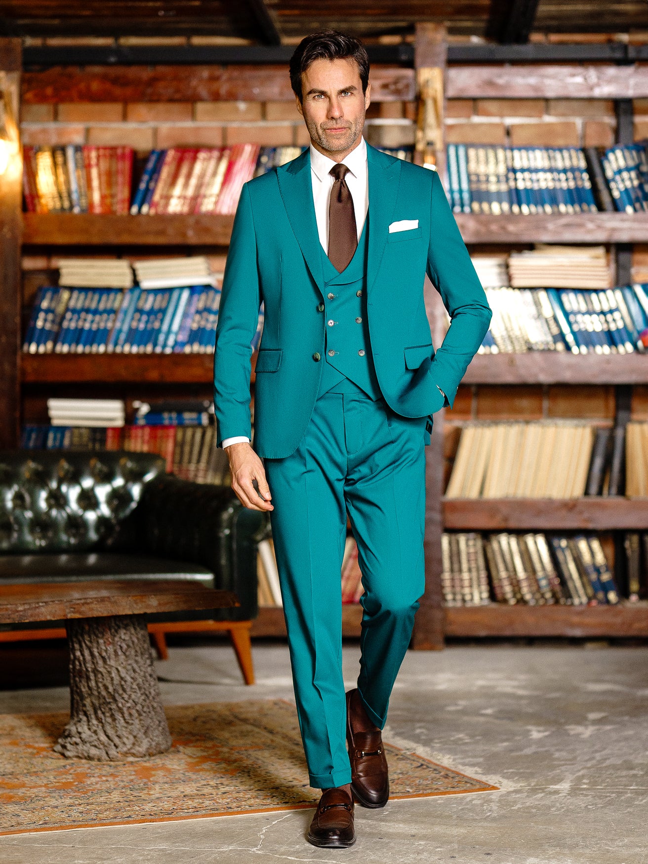 Green Modern-Fit Suit 3-Piece