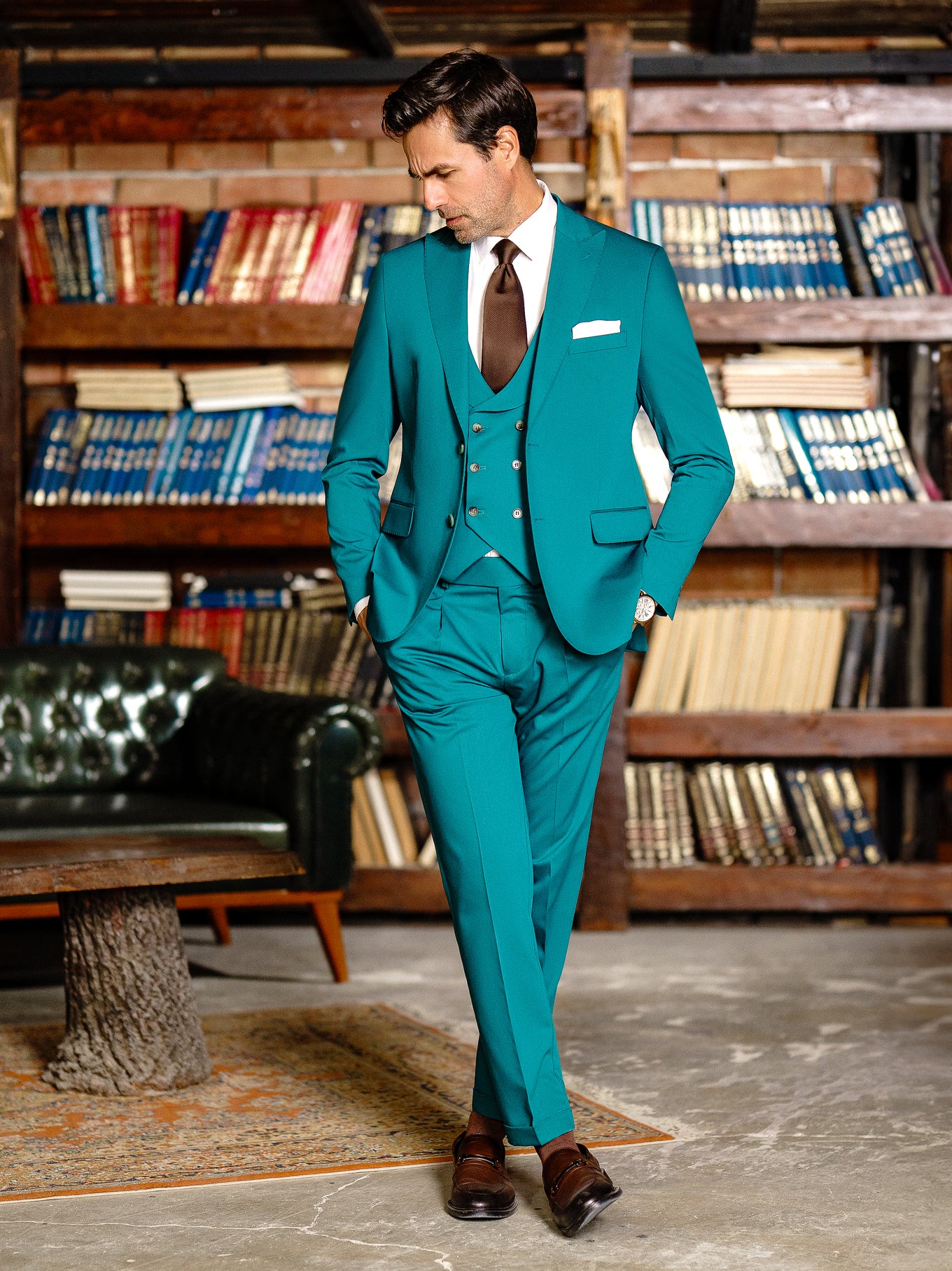 Green Modern-Fit Suit 3-Piece
