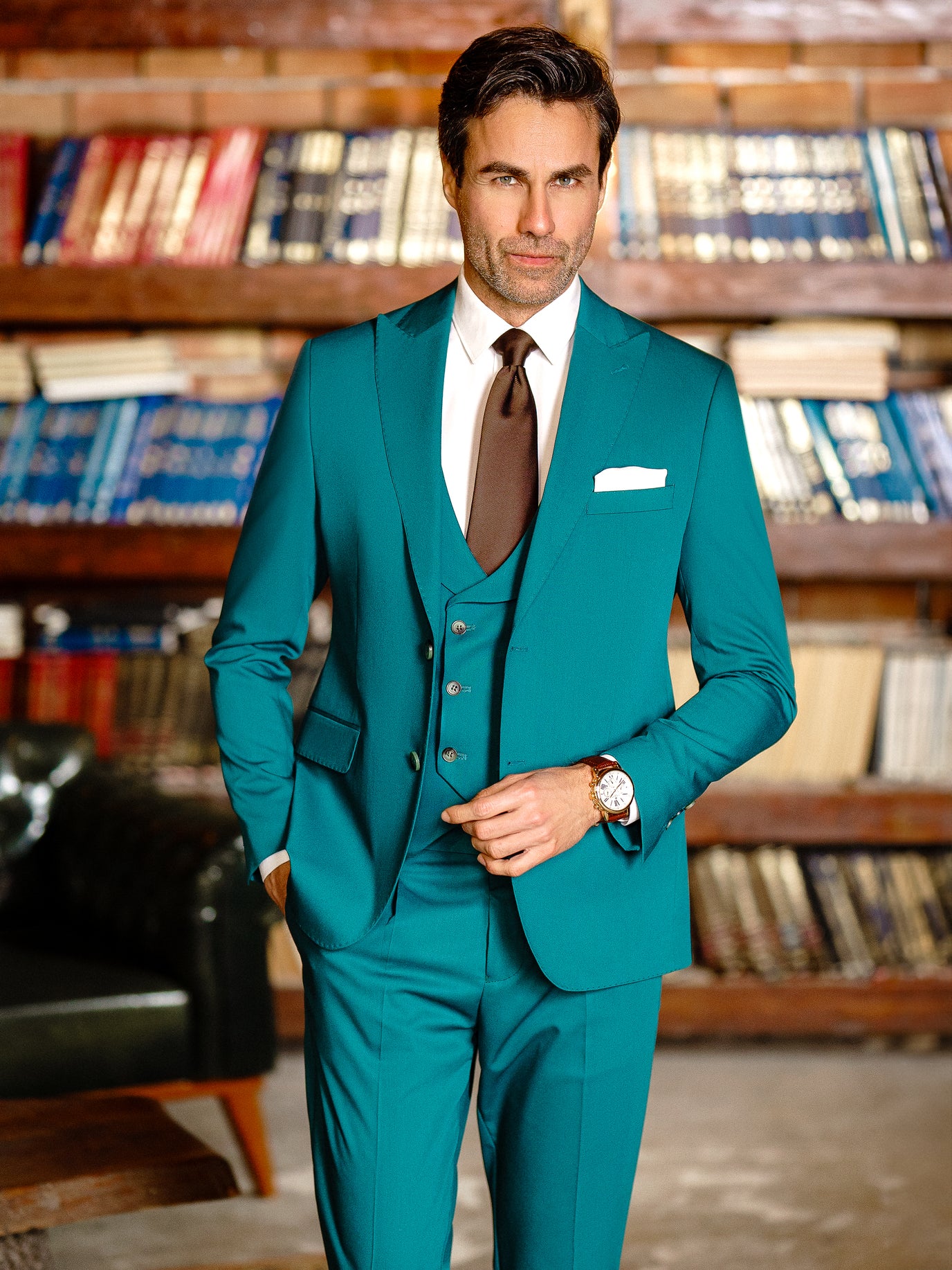 Green Modern-Fit Suit 3-Piece