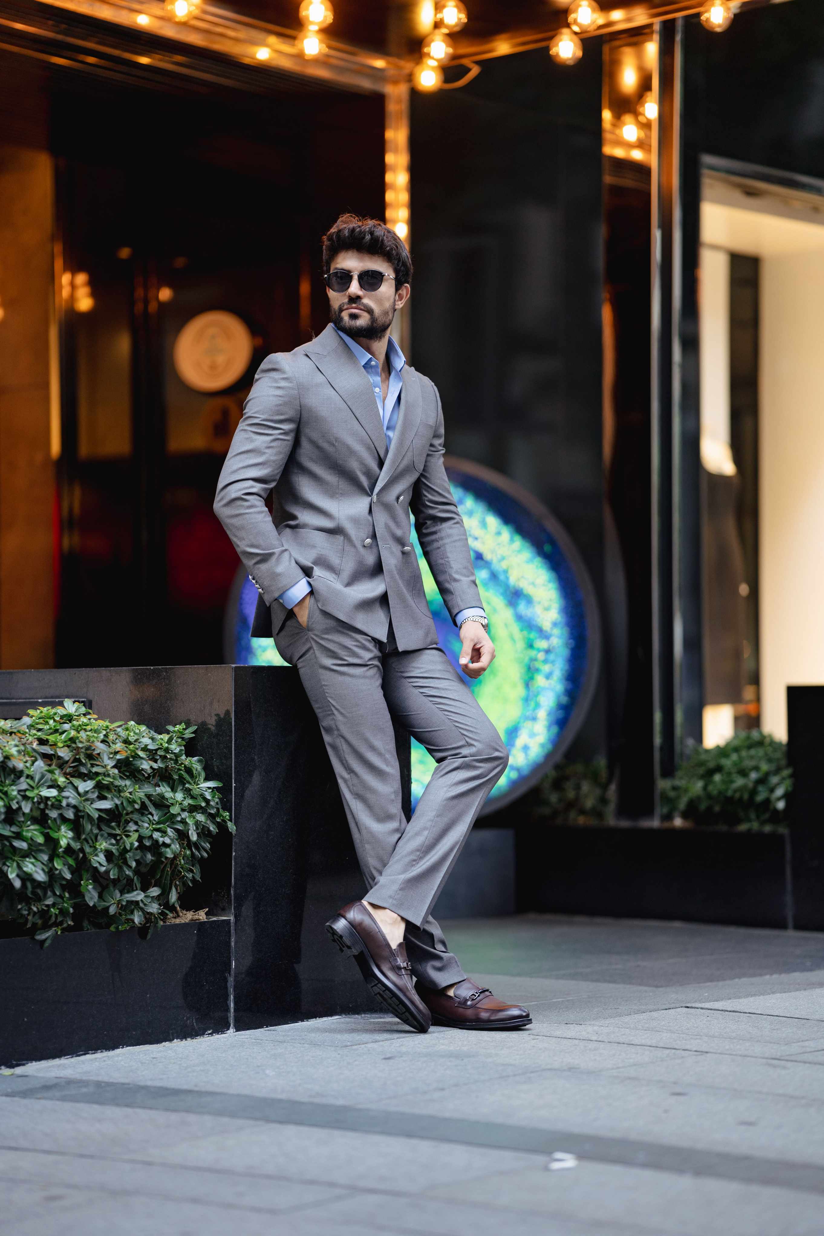 Grey Double Breasted Suit 2-Piece