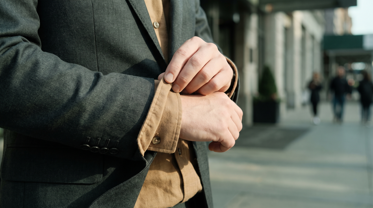 Suit vs Blazer Difference: Which One You Actually Need