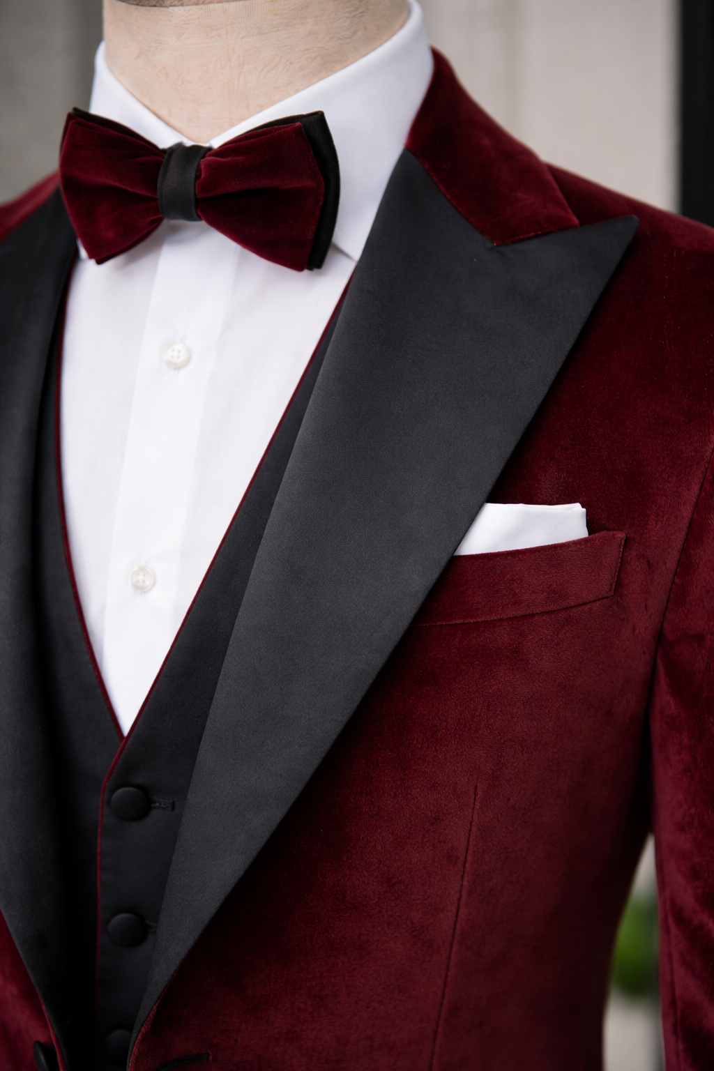 VIOSSI bordeaux velvet tuxedo double breasted 3-piece suit displayed on mannequin, front view showing jacket, vest, pants