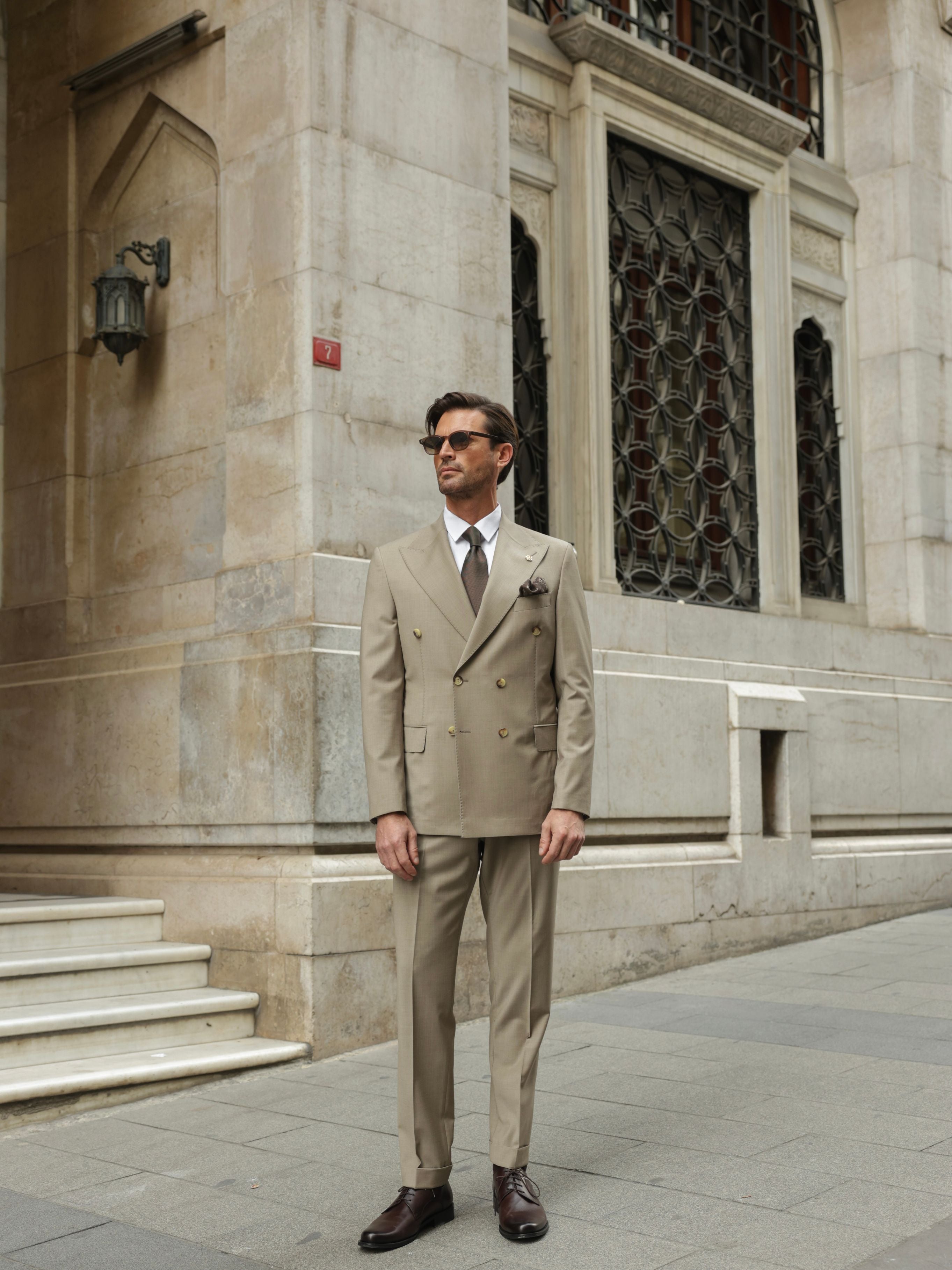 Beige Double Breasted Suit 2-Piece