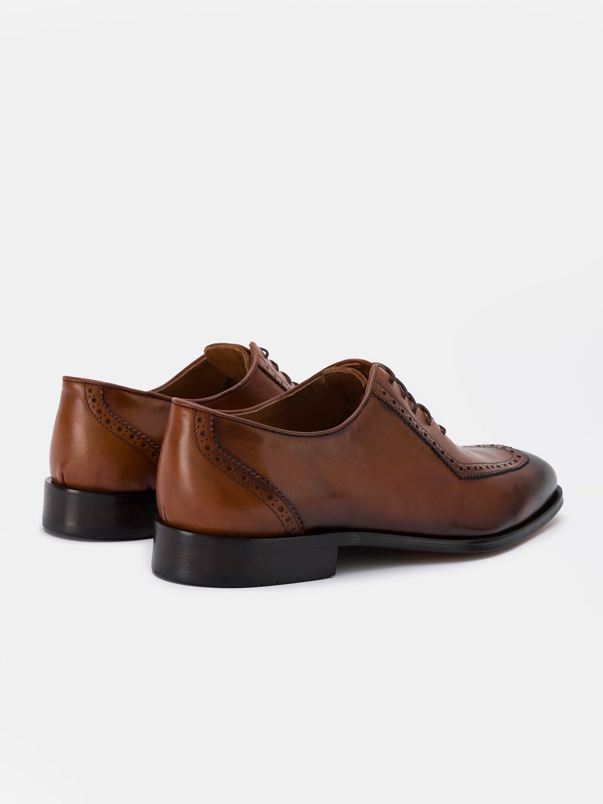 VIOSSI brown wingtips Oxford styled with brown suit - complete formal menswear look and outfit coordination