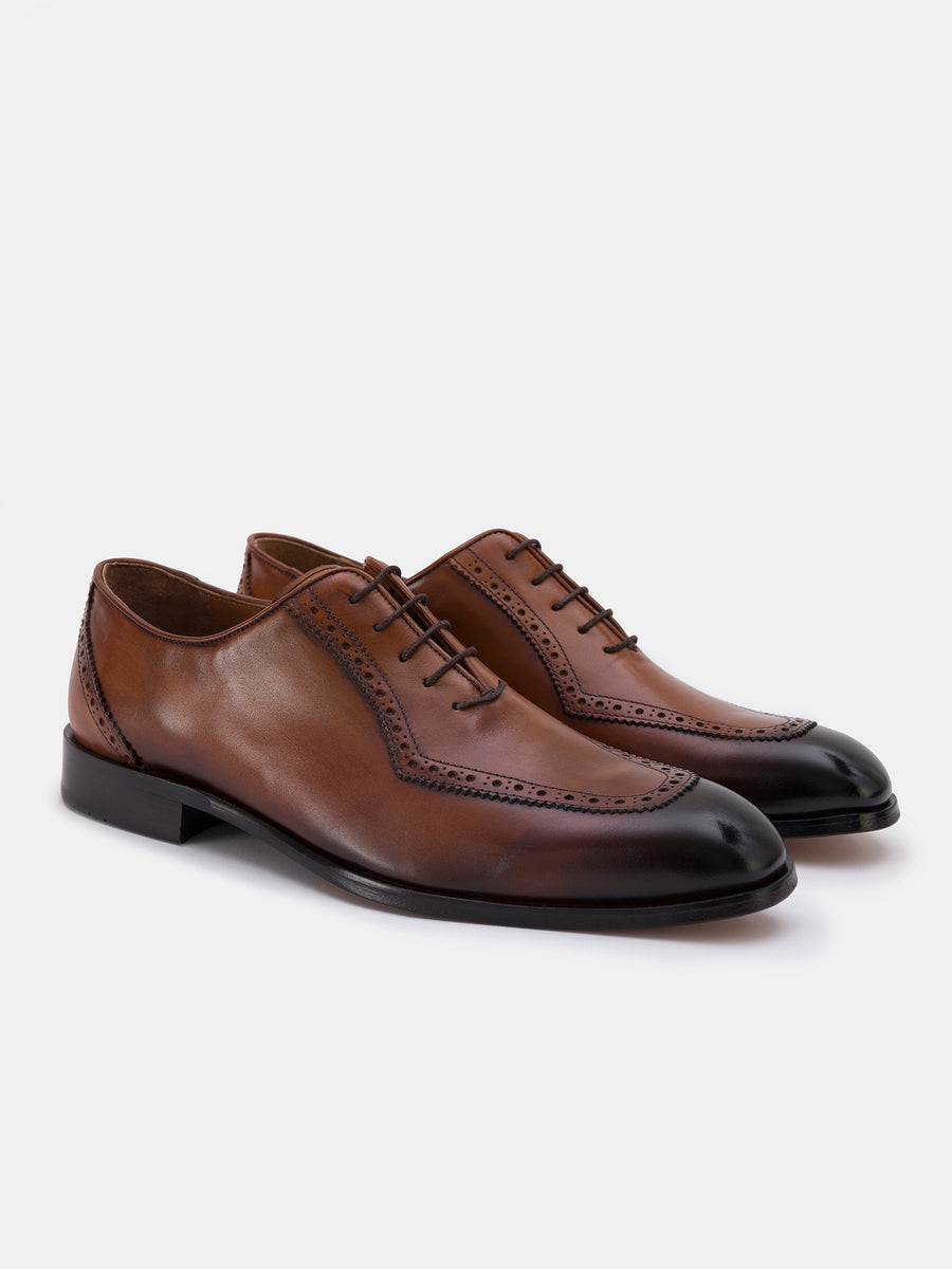 VIOSSI brown wingtips Oxford front view - classic leather dress shoes with detailed perforated wing tip design