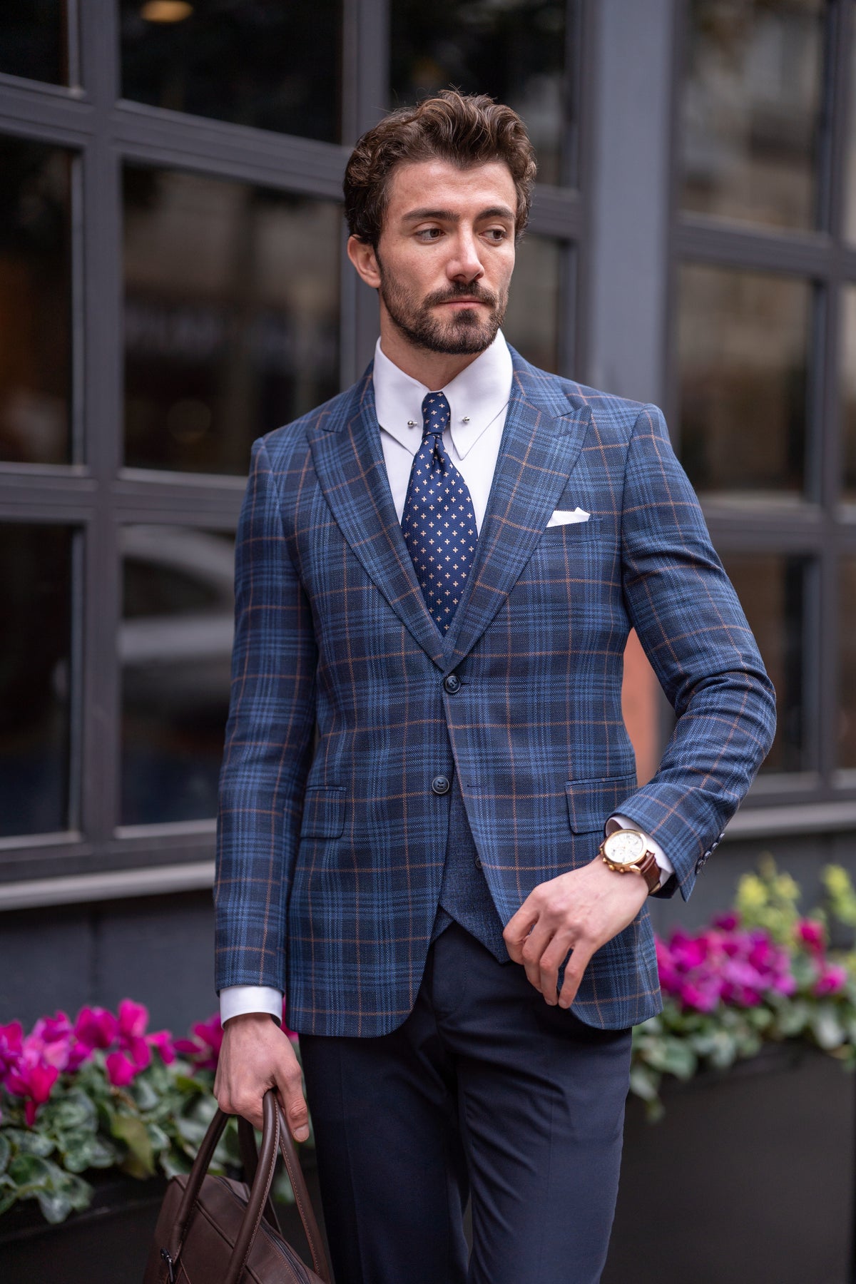 VIOSSI Navy Plaid Slim-Fit Suit 3-Piece trouser detail featuring Italian suit styles cut and plaid design