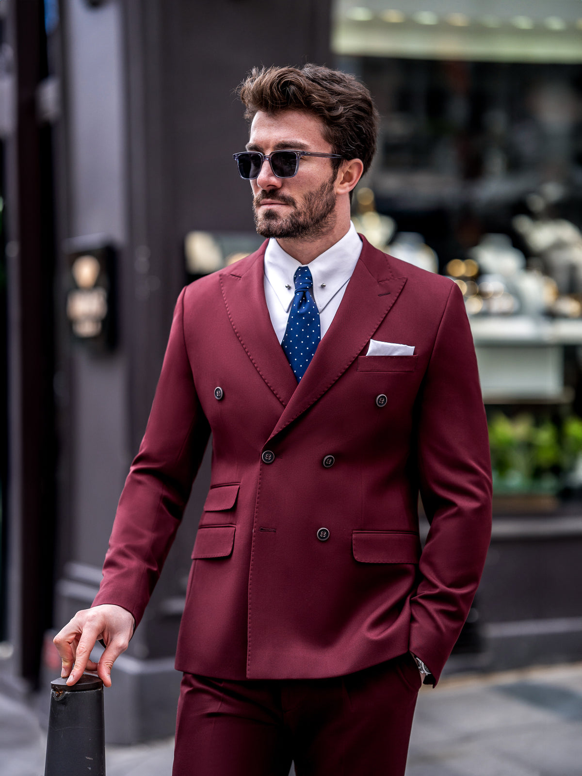 VIOSSI bordeaux double breasted suit 2-piece side profile highlighting tuxedo double breasted lapels