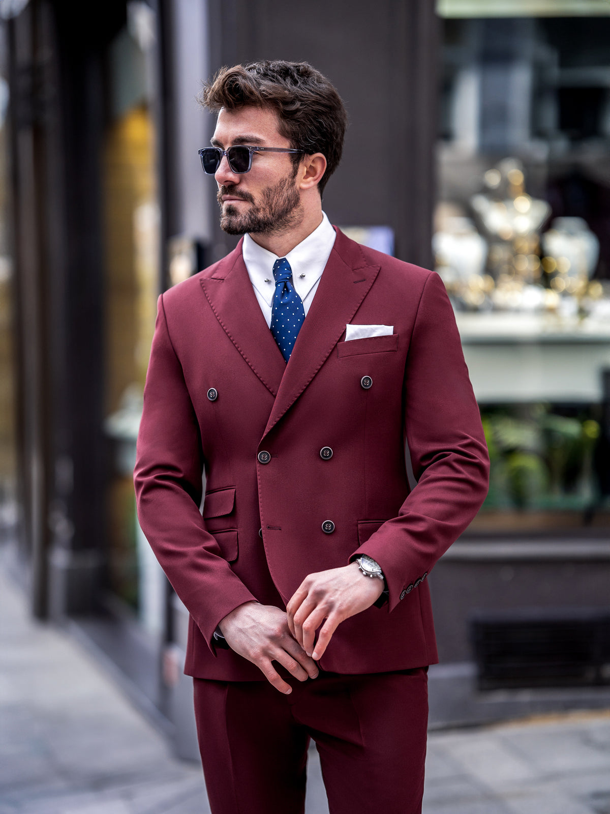 VIOSSI bordeaux double breasted suit 2-piece styled look with tuxedo double breasted jacket and trousers