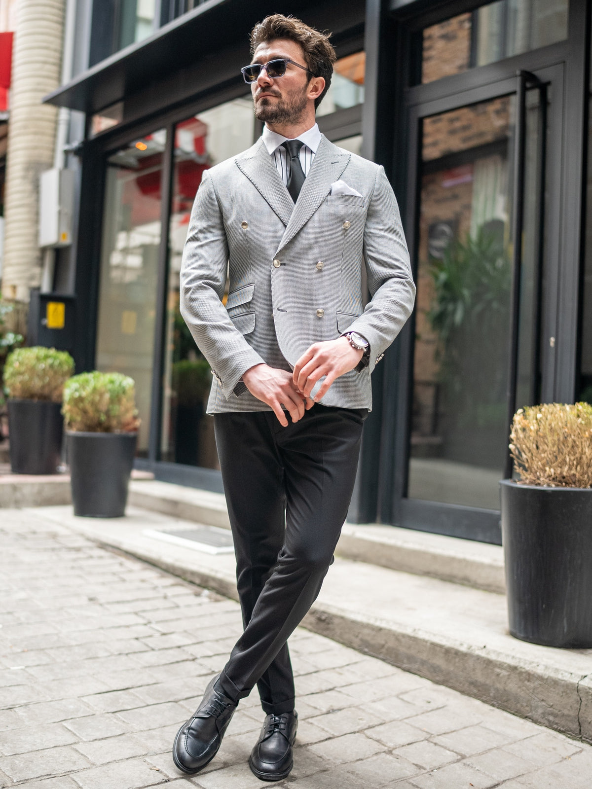 VIOSSI white houndstooth double breasted blazer front - men double breasted blazer tuxedo pattern jacket
