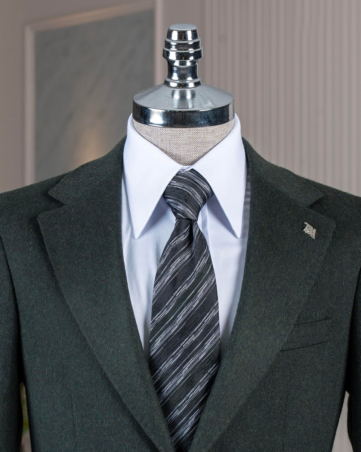 VIOSSI green single breasted blazer front view - men double breasted blazer style in emerald green fabric
