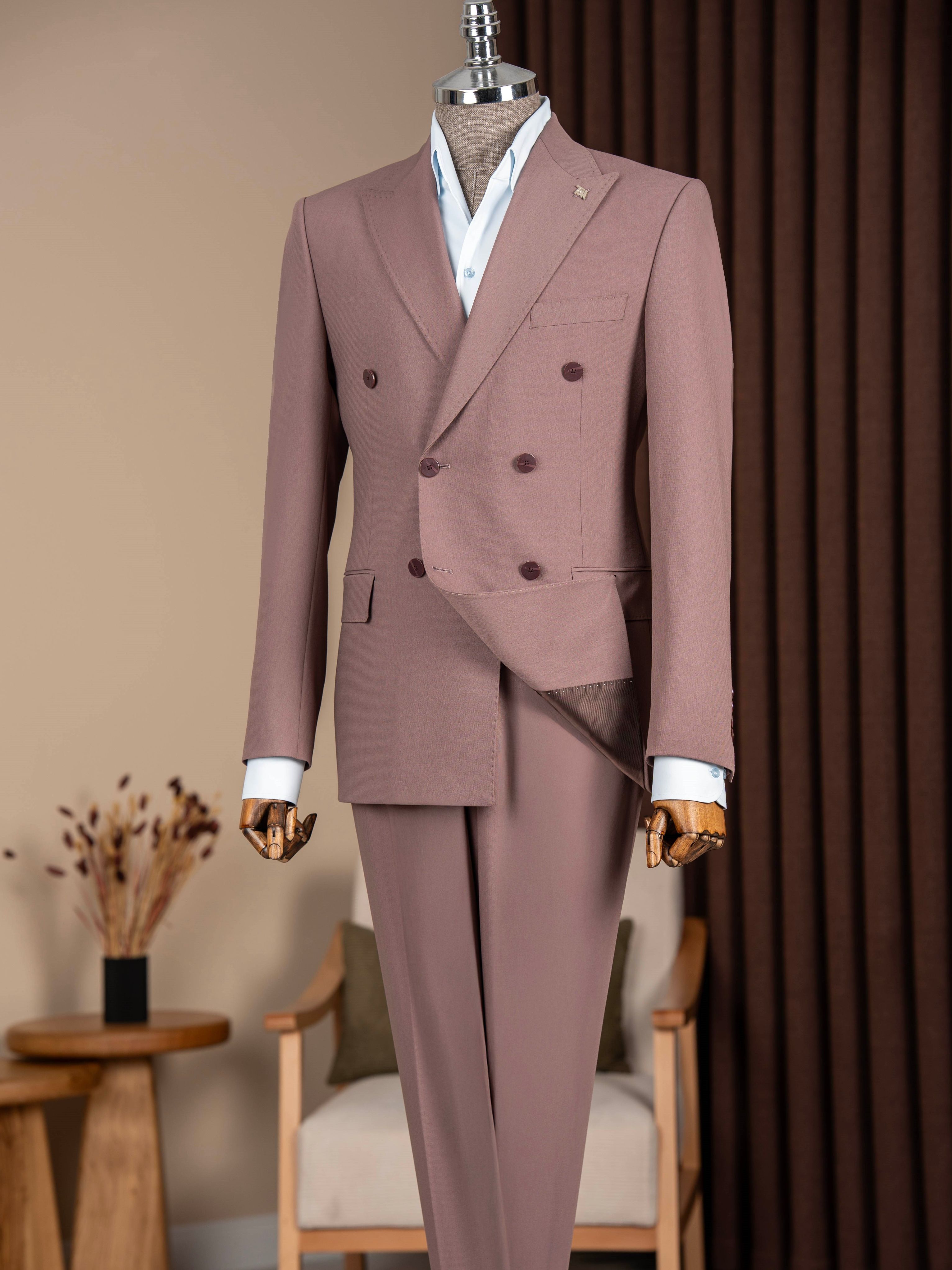 Dusty-Pink Double Breasted Suit 2-Piece