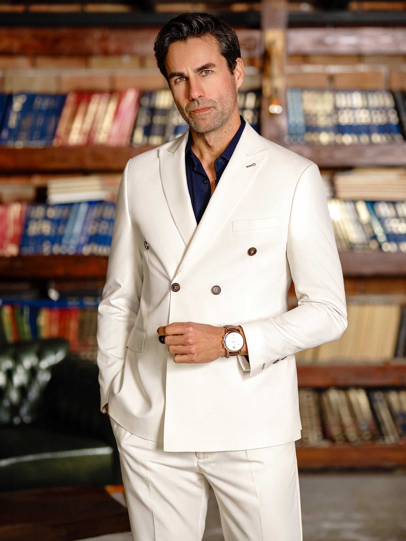 White Double Breasted Suit 2-Piece